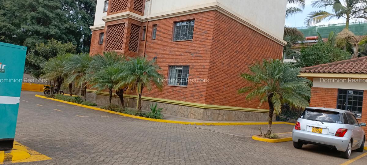Serviced 3 Bed Apartment with En Suite in Westlands Area - 20