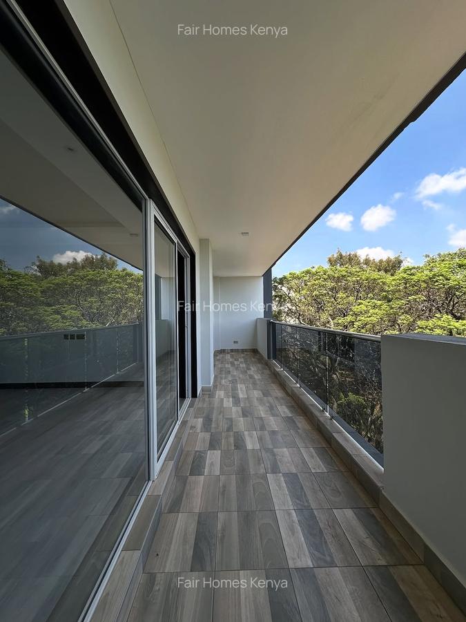 2 Bed Apartment with En Suite at Riverside Drive - 1