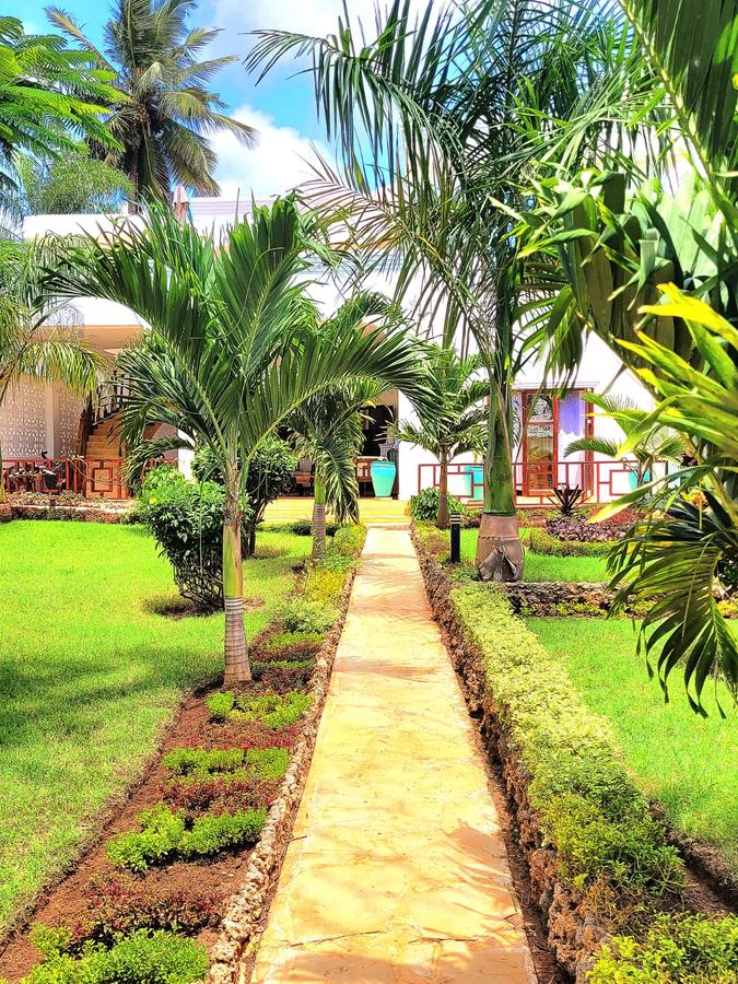 5 Bed Villa with En Suite in Diani - 13