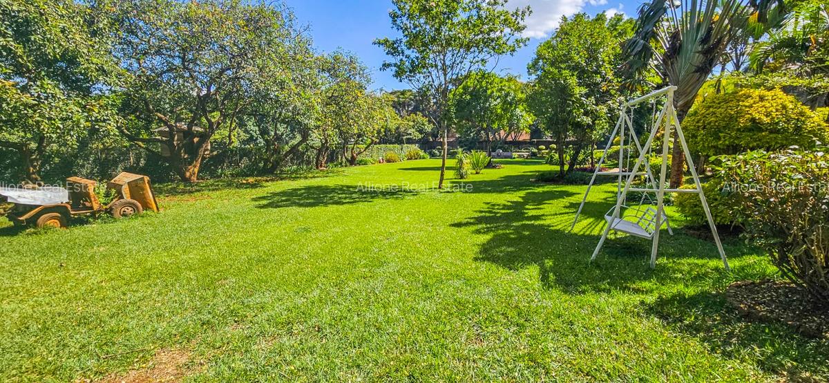 2 Bed Apartment with Parking at Near The Hub - 3