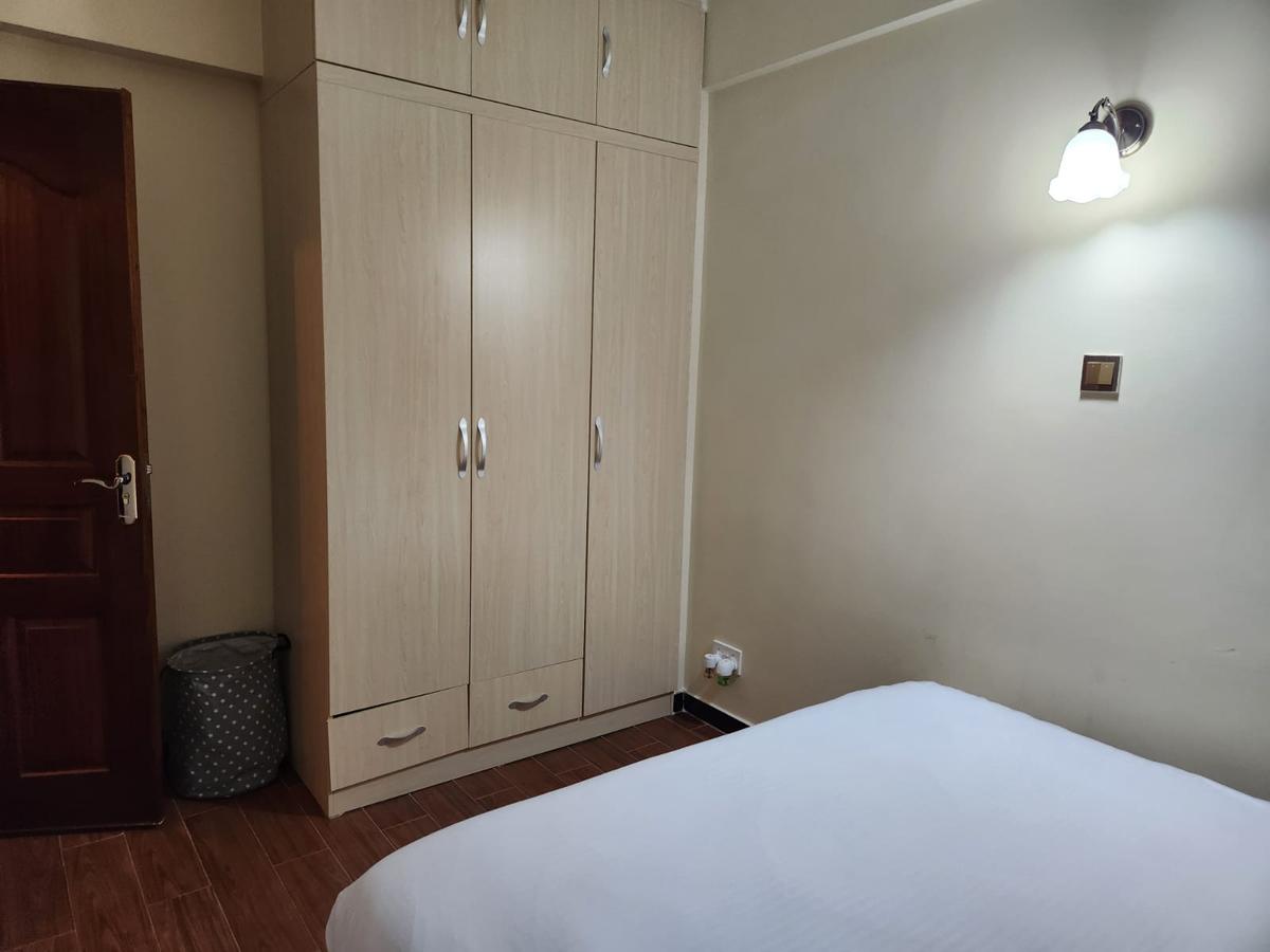 Furnished 3 Bed Apartment with Backup Generator in Kilimani - 9