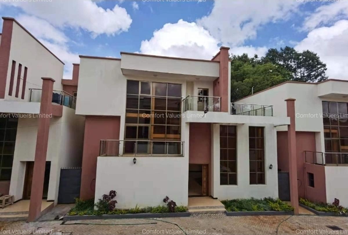 5 Bed Townhouse with En Suite at Lavington Green - 8