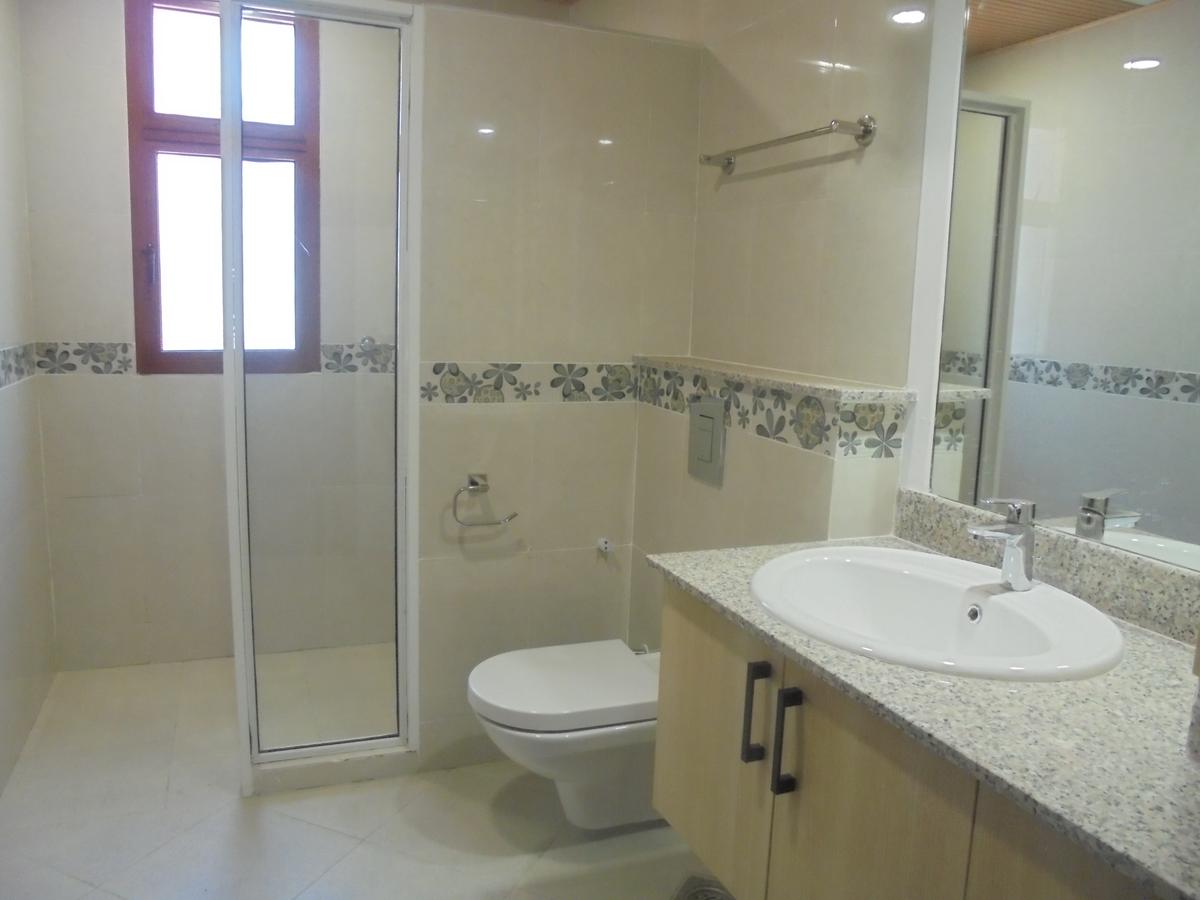 5 Bed Townhouse with En Suite at Shanzu Rd - 20