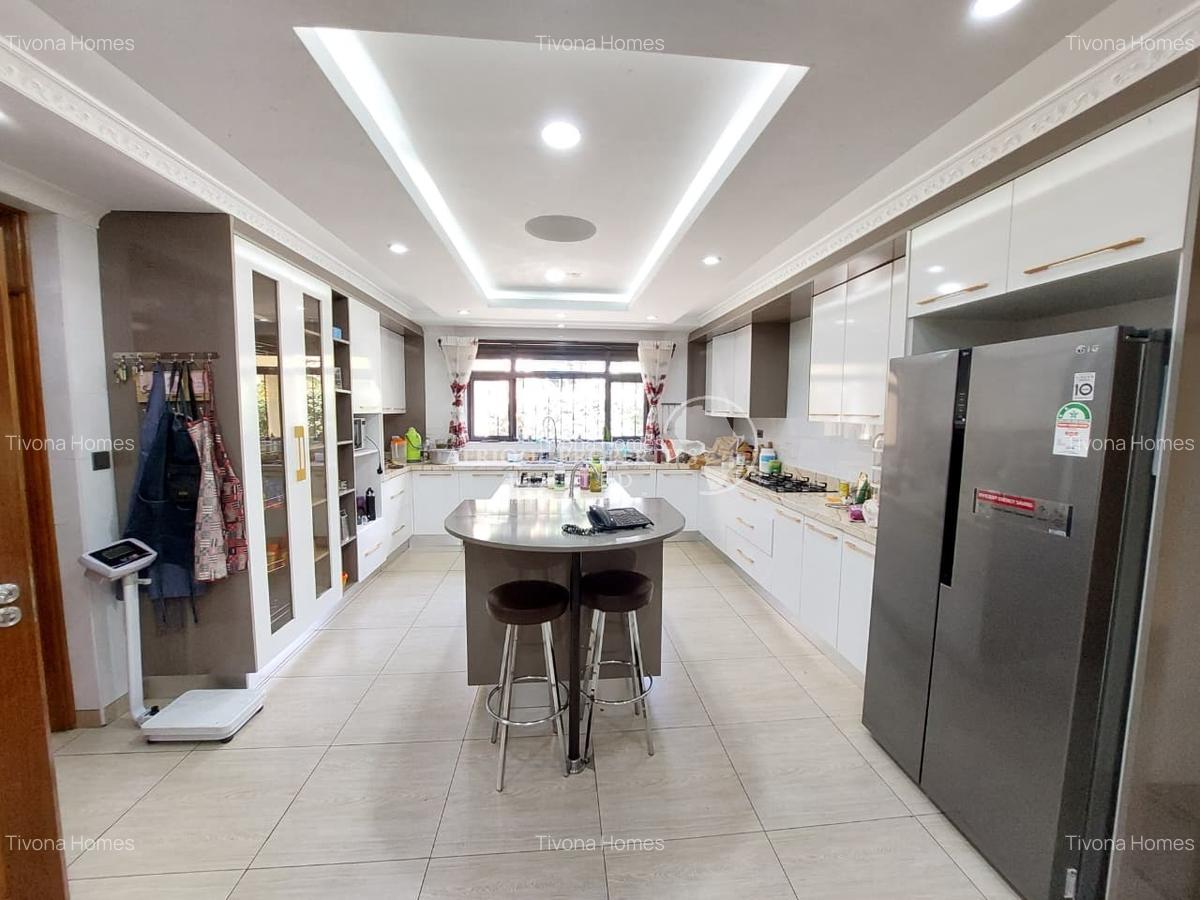 5 Bed House in Muthaiga - 6