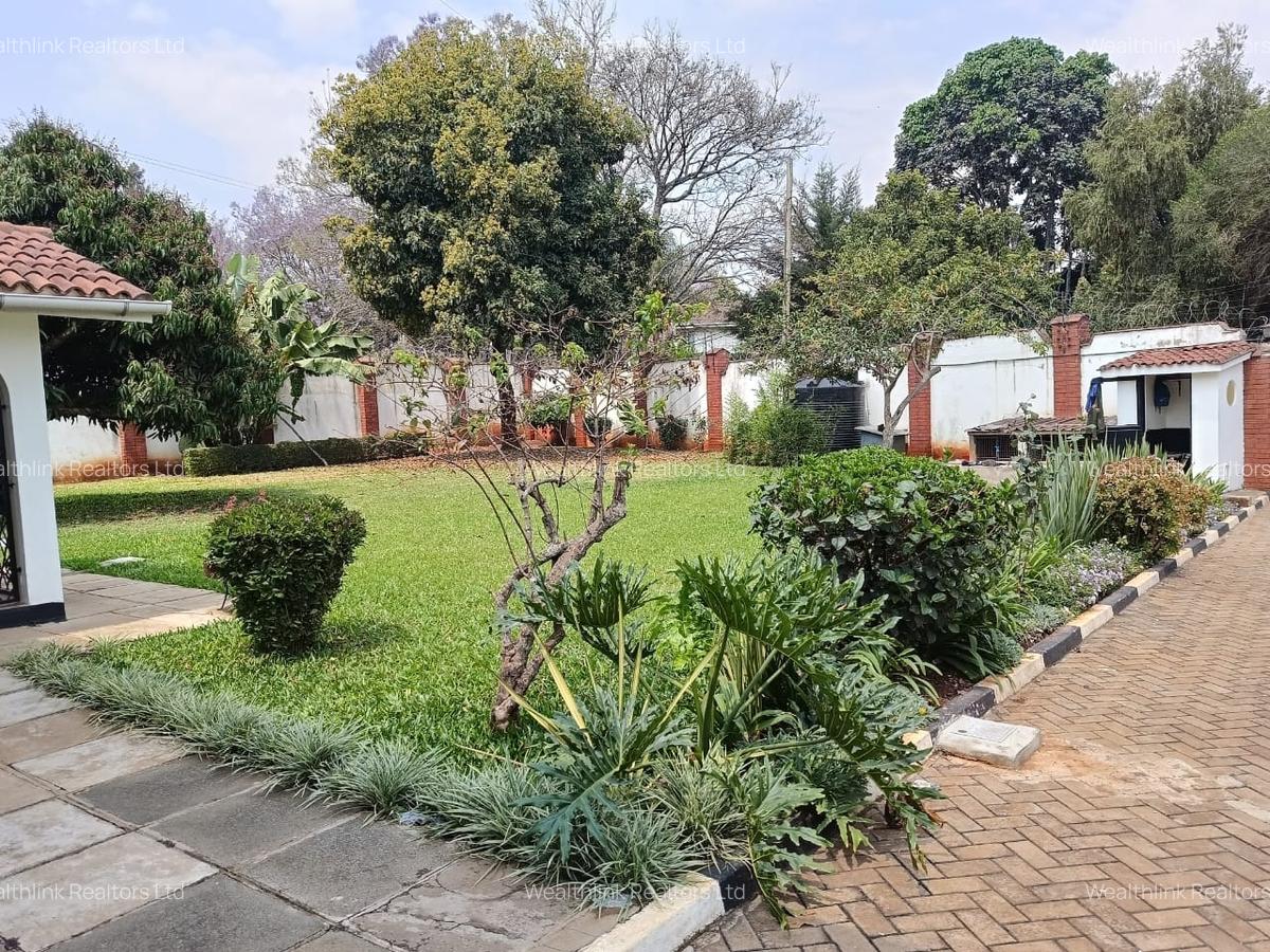 5 Bed House with En Suite at Gigiri - 5