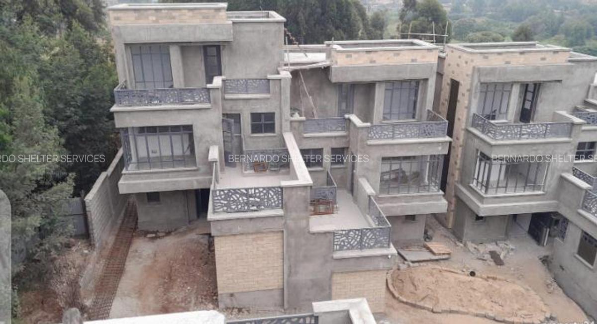 3 Bed Villa with En Suite in Gikambura - 1