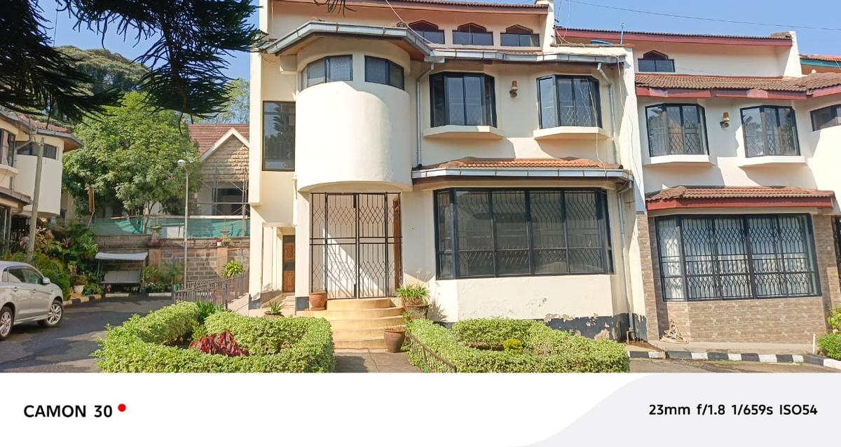 4 Bed Villa in Lavington - 18