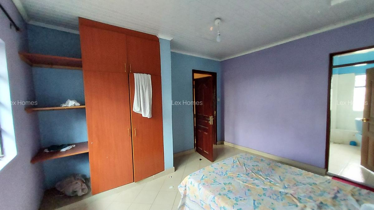 4 Bed Villa with En Suite at Rangau - 16