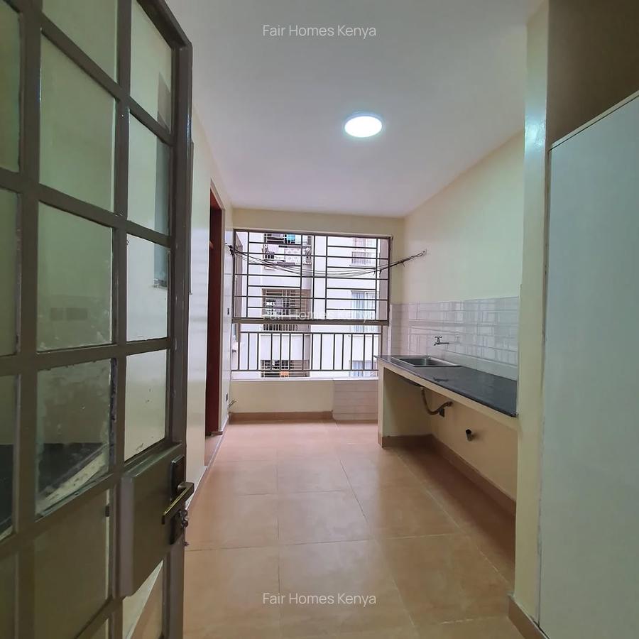 2 Bed Apartment with En Suite at Othaya Road - 4
