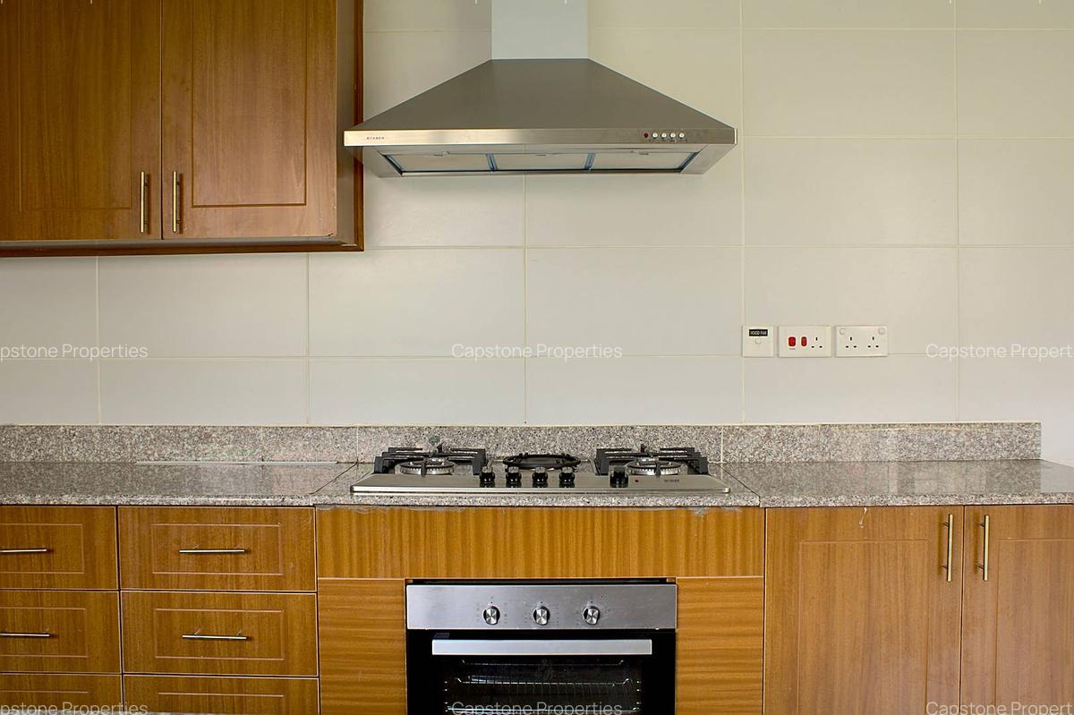 4 Bed Townhouse with En Suite in Runda - 13