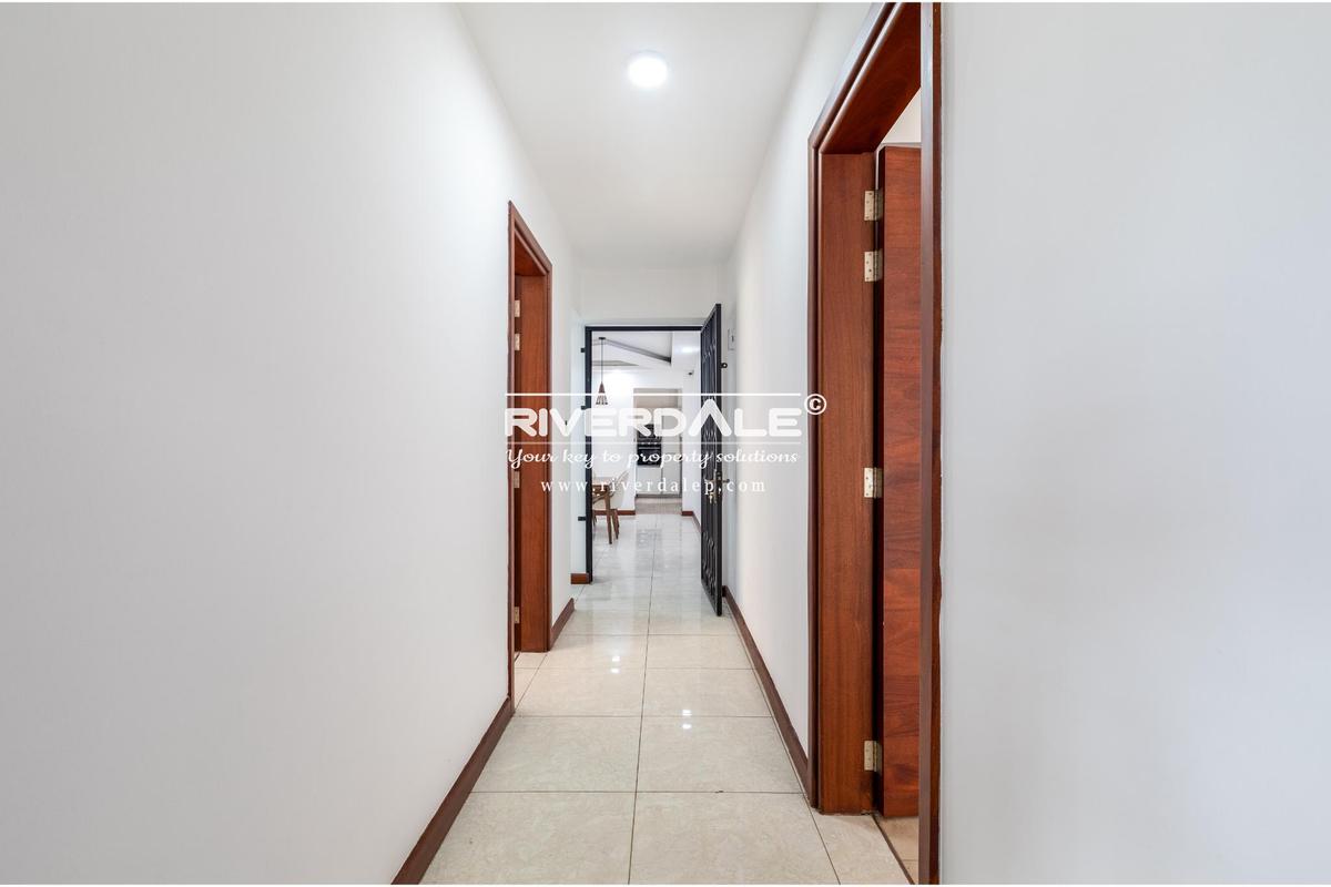 4 Bed Apartment with En Suite in General Mathenge - 6