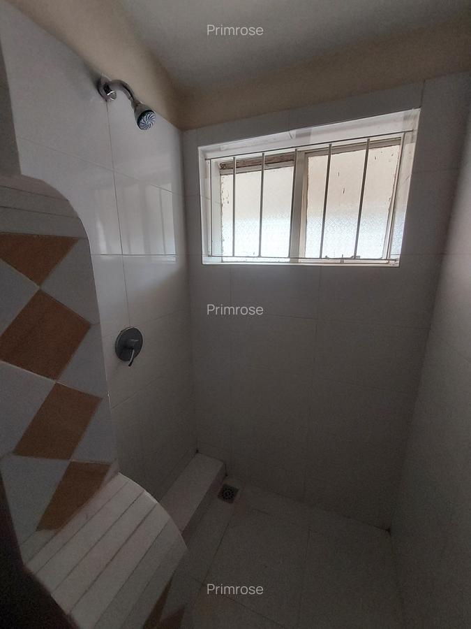 4 Bed Townhouse with En Suite in Spring Valley - 15