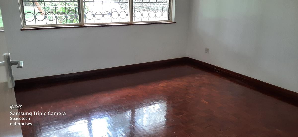 4 Bed House with Staff Quarters in Runda - 15