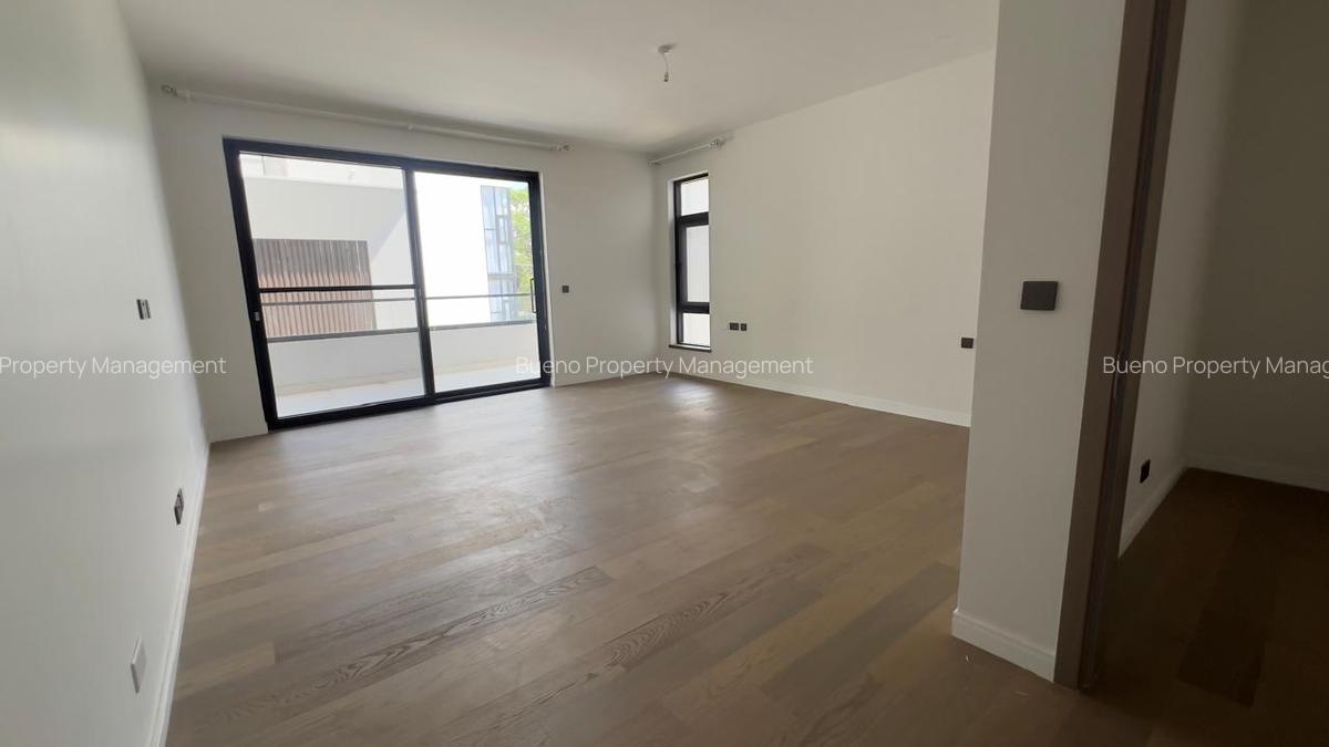 5 Bed Townhouse with En Suite in Lavington - 18