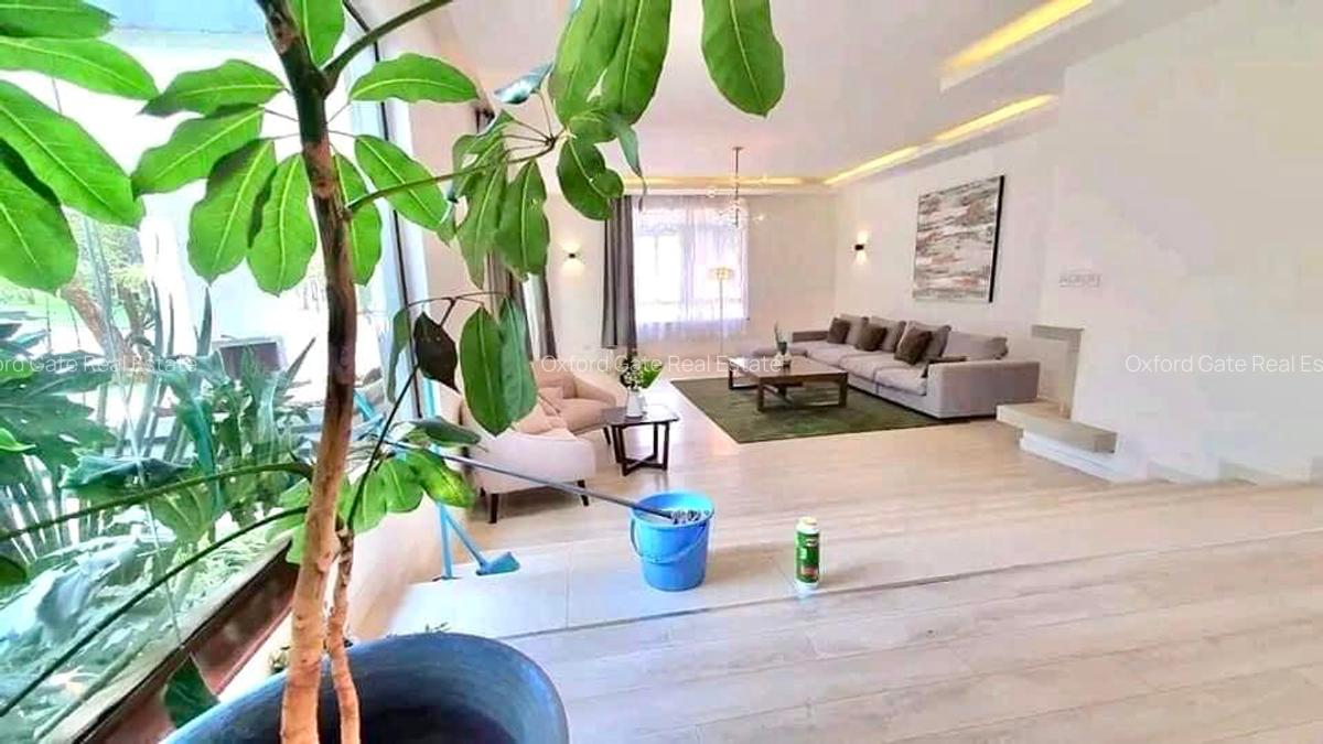 5 Bed Townhouse with En Suite at Karen - 2