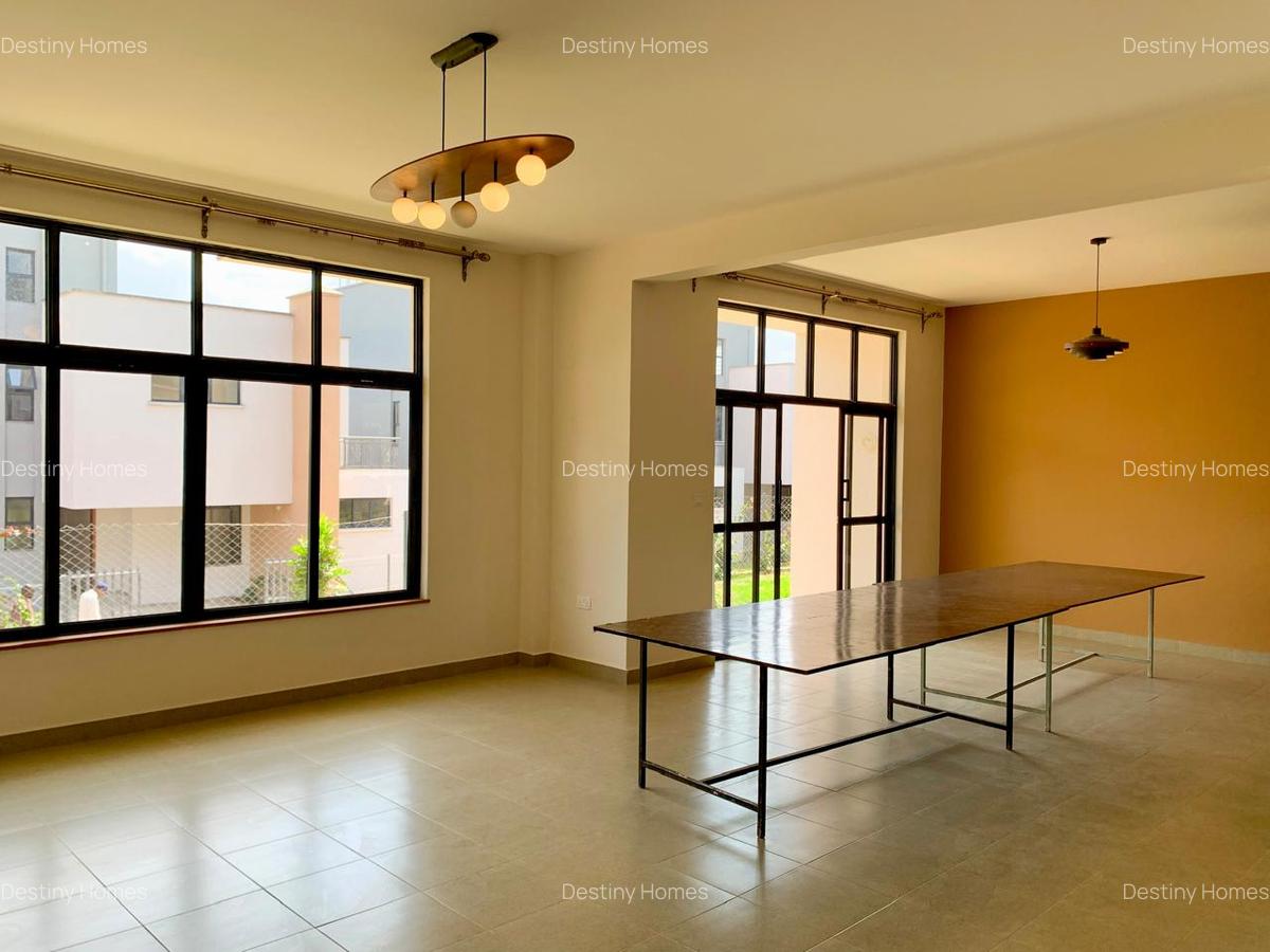 4 Bed Villa with En Suite in Mombasa Road - 5