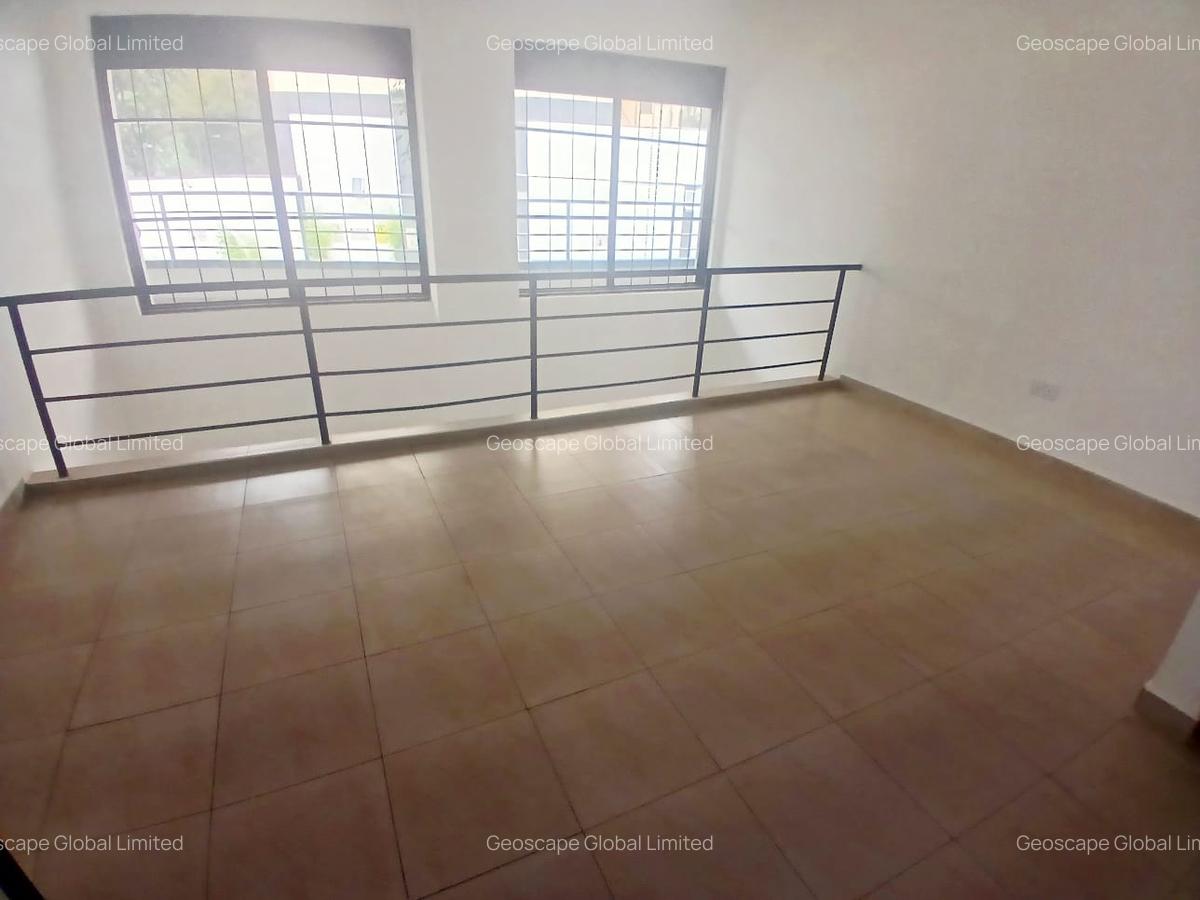 611 ft² Commercial Property with Parking in Parklands - 4