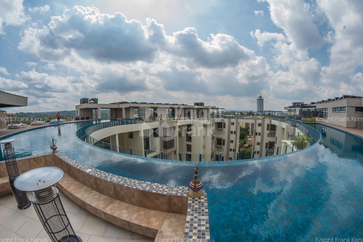 4 Bed Apartment with En Suite at Riverside Gardens - 19