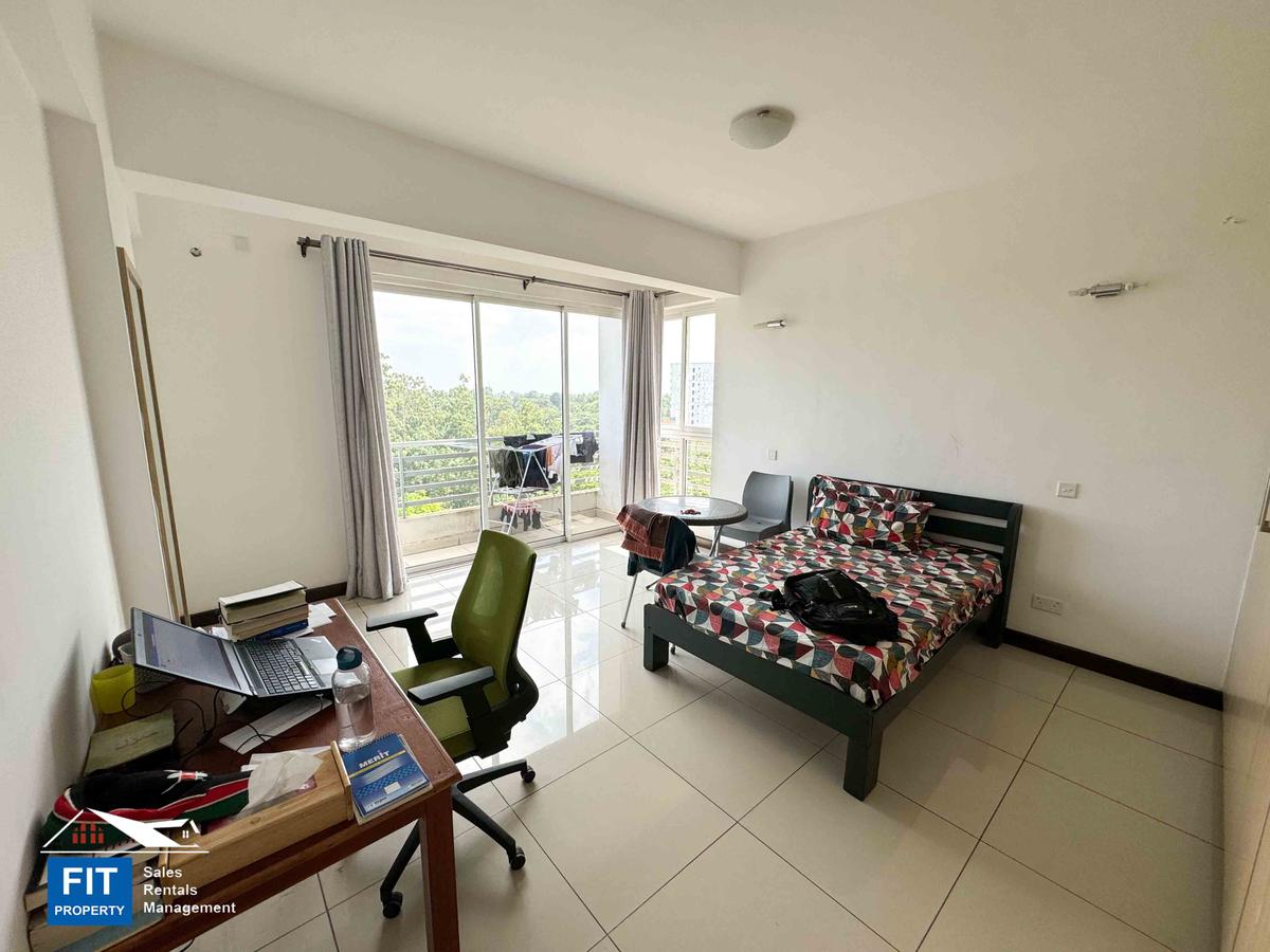 3 Bed Apartment with En Suite at 6Th Parklands - 16