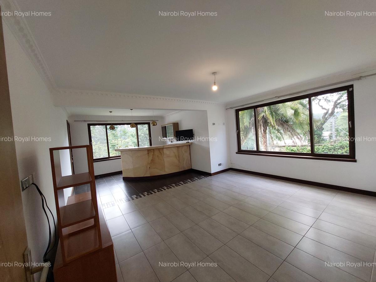 5 Bed Villa with En Suite at Muthaiga Road - 15