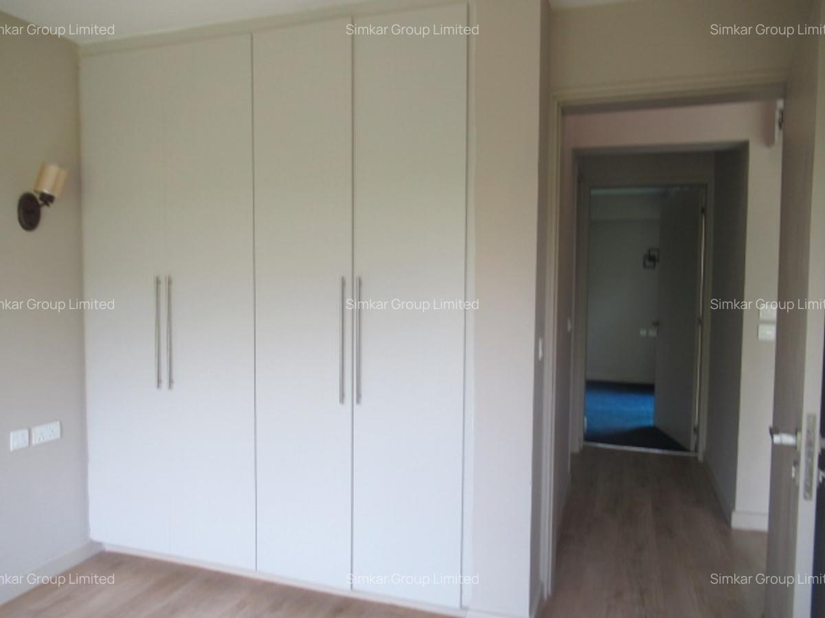 3 Bed Townhouse with En Suite at Off Kiambu Rd - 8