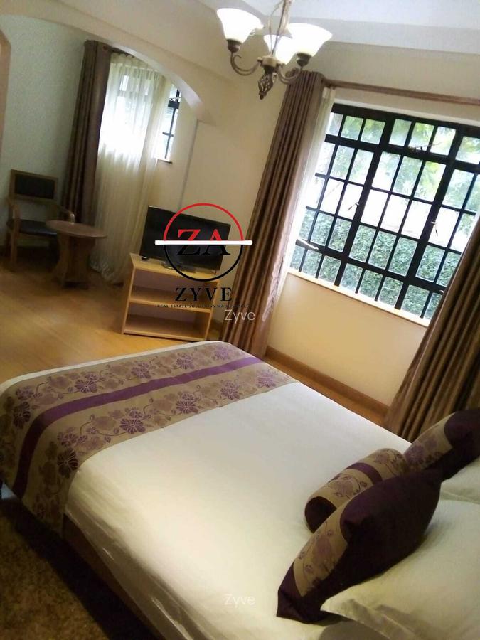Serviced 2 Bed Apartment with En Suite at Rosslyn - 15