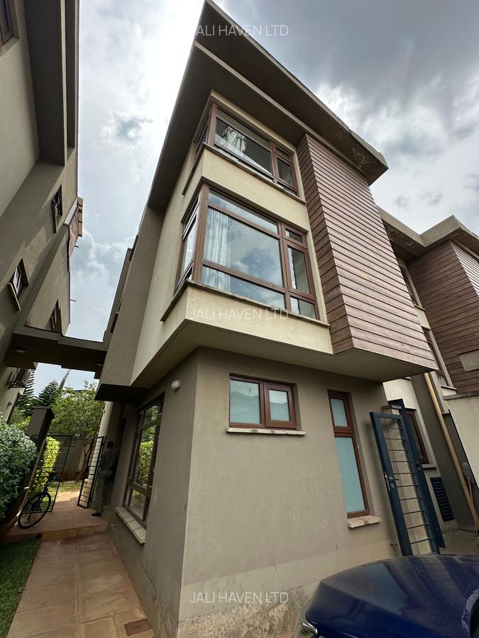 4 Bed Villa with En Suite in Langata - 1