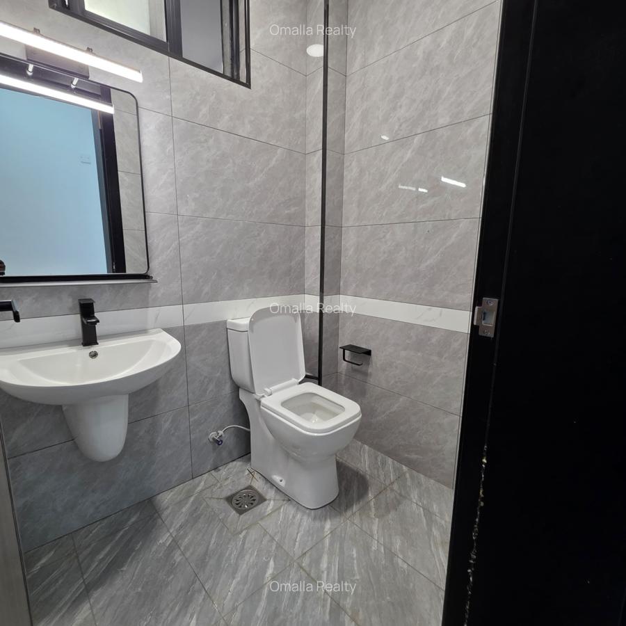 Serviced 3 Bed Apartment with En Suite in Kileleshwa - 14