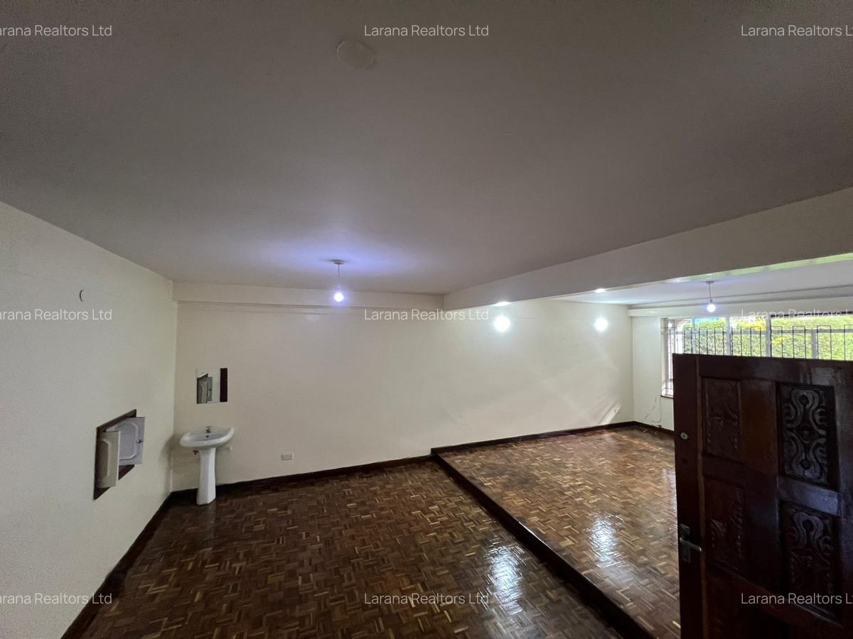 5 Bed Apartment with Staff Quarters at Tabere Rd - 11