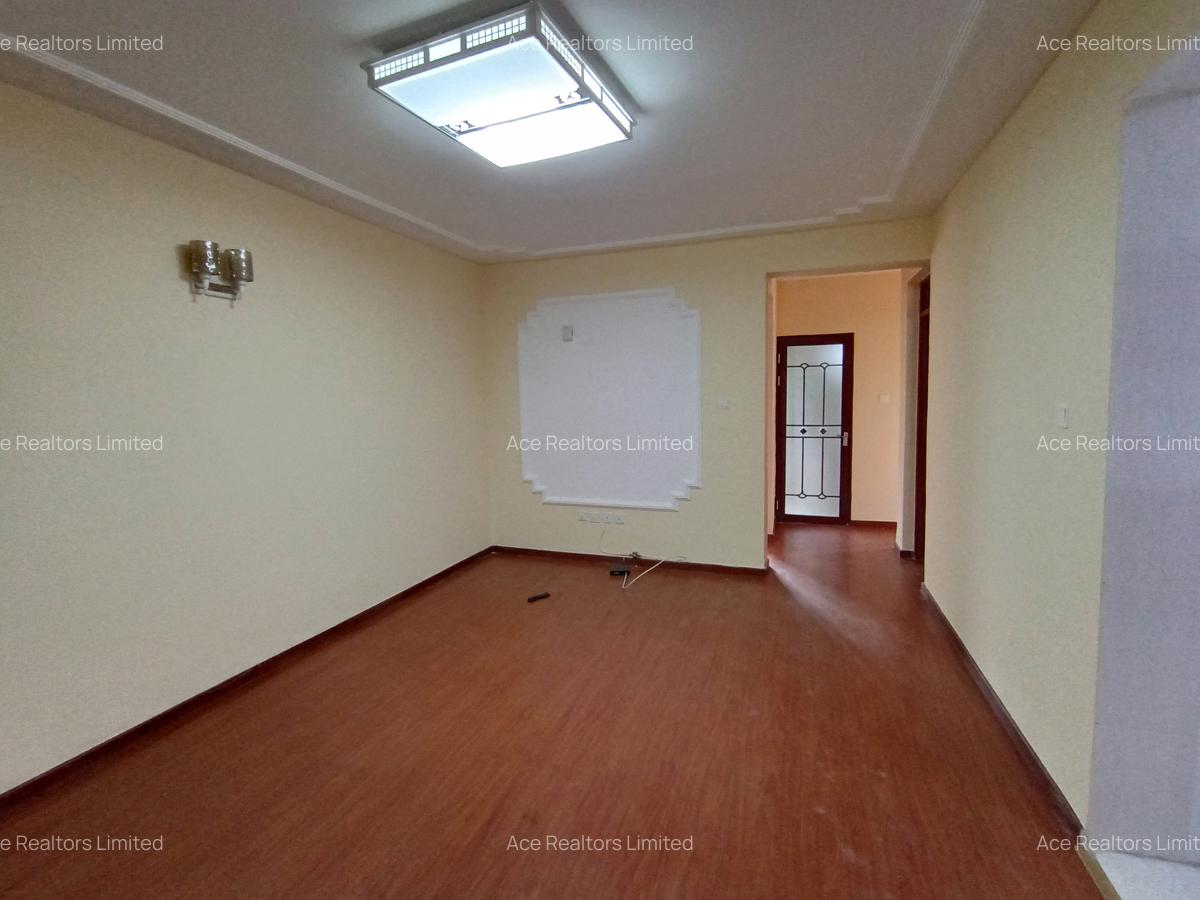 3 Bed Apartment with En Suite at Kilimani Estate Nairobi - 3