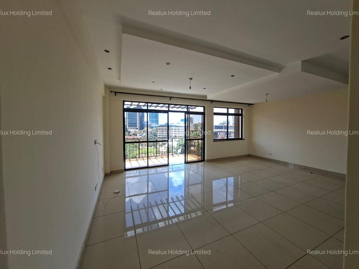 3 Bed Apartment with En Suite in Rhapta Road - 4