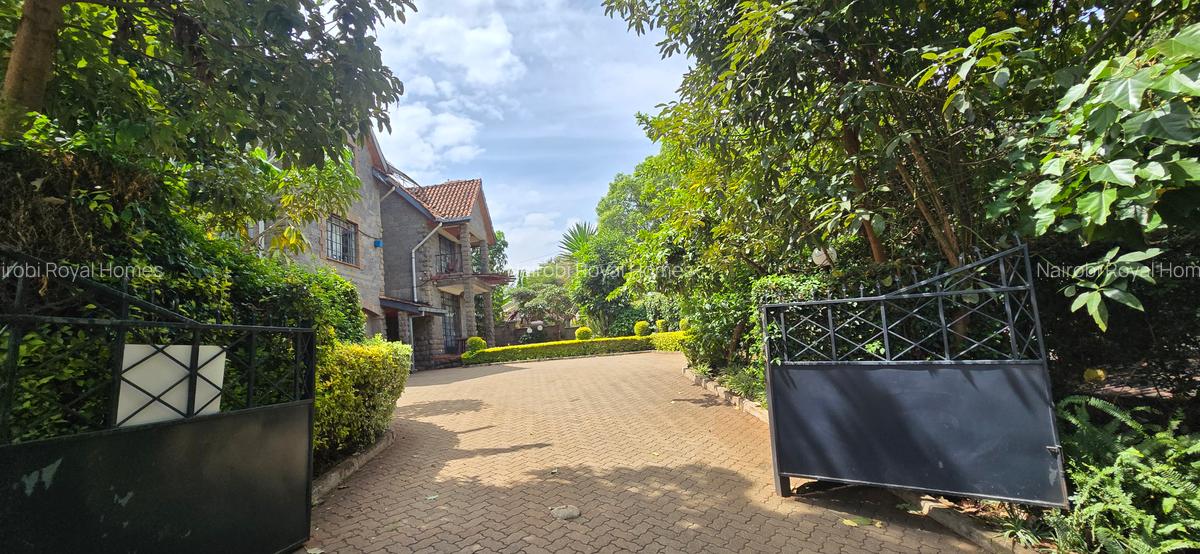 5 Bed Townhouse with En Suite at Ndoto Road - 1