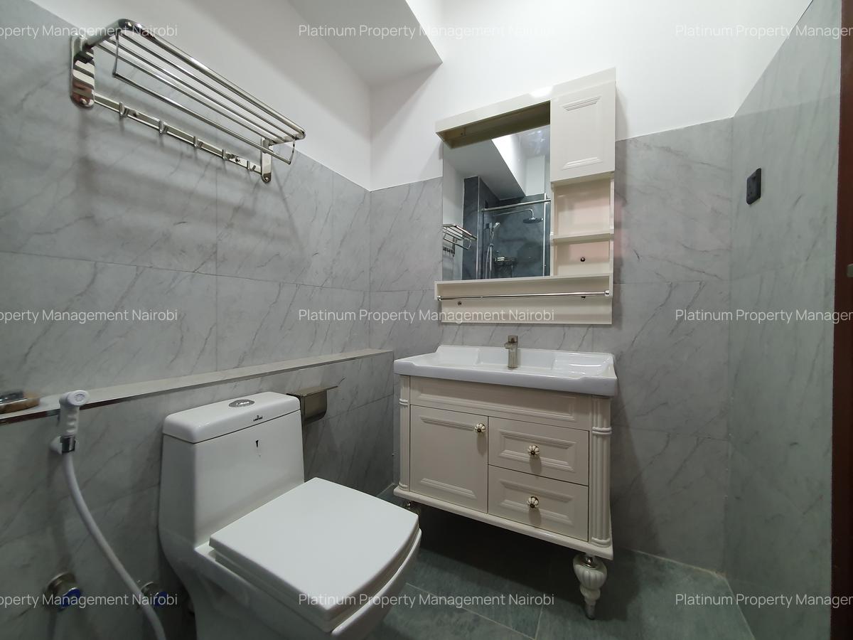 4 Bed Apartment with En Suite in General Mathenge - 8