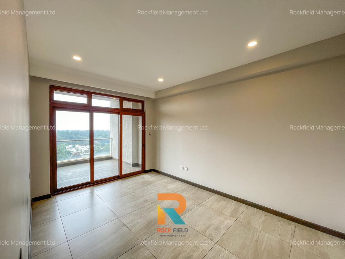 2 Bed Apartment with En Suite in General Mathenge - 9