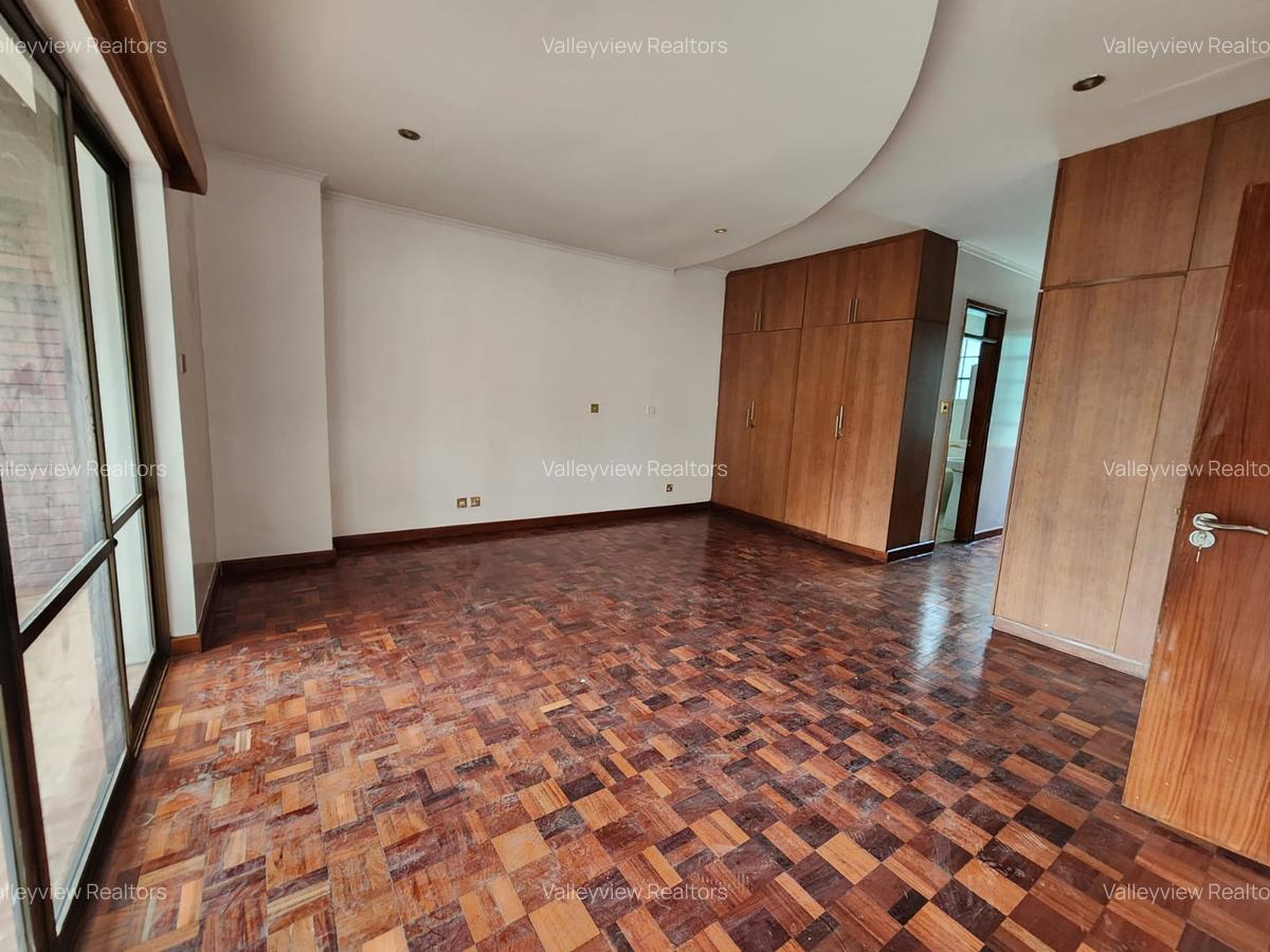 4 Bed Townhouse with En Suite at Kileleshwa - 16