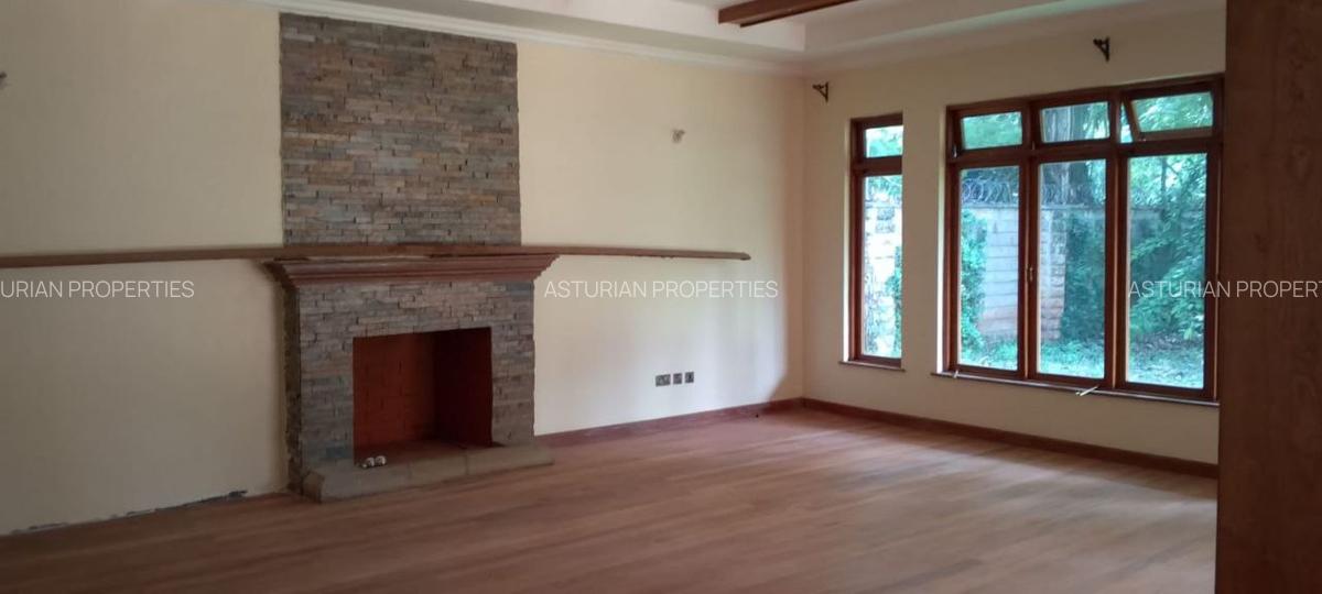 5 Bed Townhouse with En Suite in Karen - 2