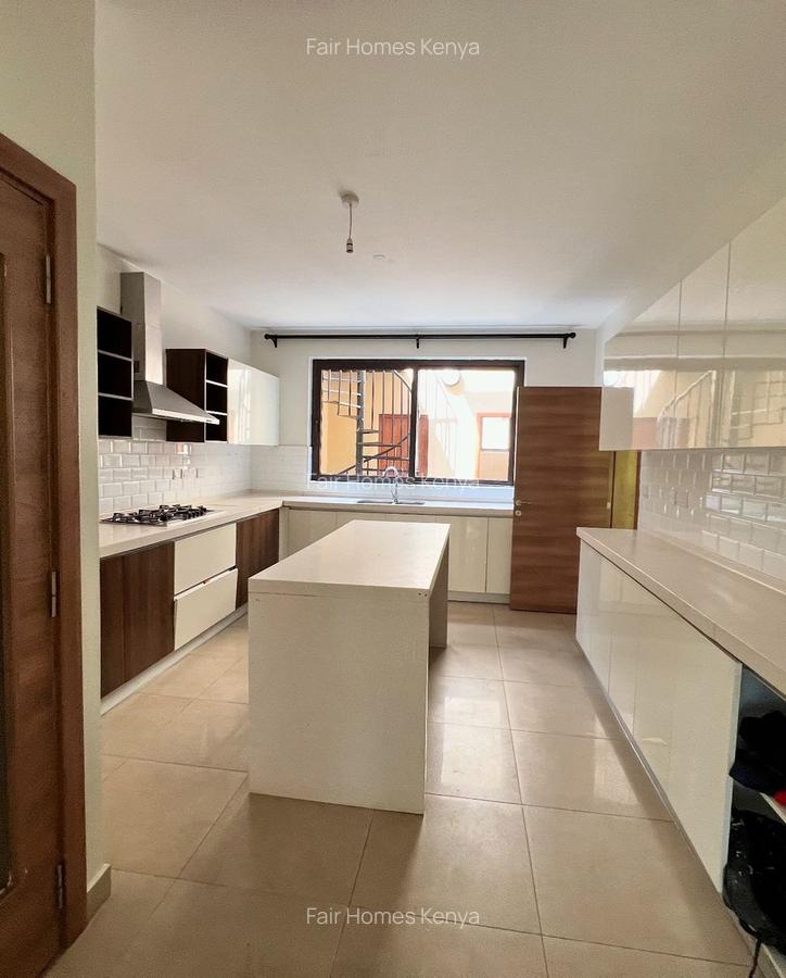 5 Bed Townhouse with En Suite at Njumbi Lane - 4