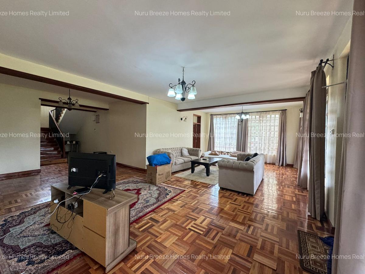 4 Bed House with En Suite in Runda - 10