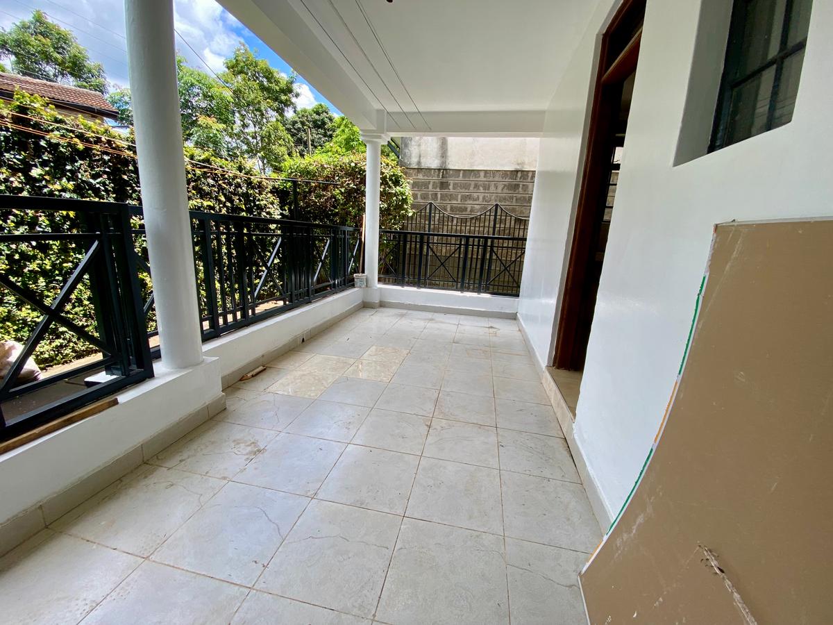 4 Bed Townhouse with En Suite in Lavington - 4