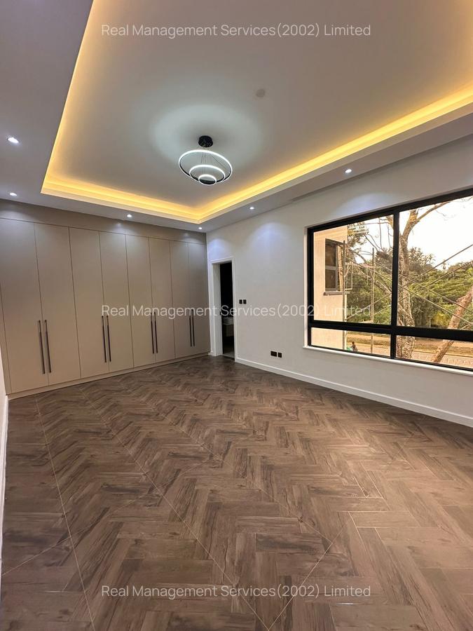 4 Bed Townhouse with En Suite at Muthangari Drive - 11