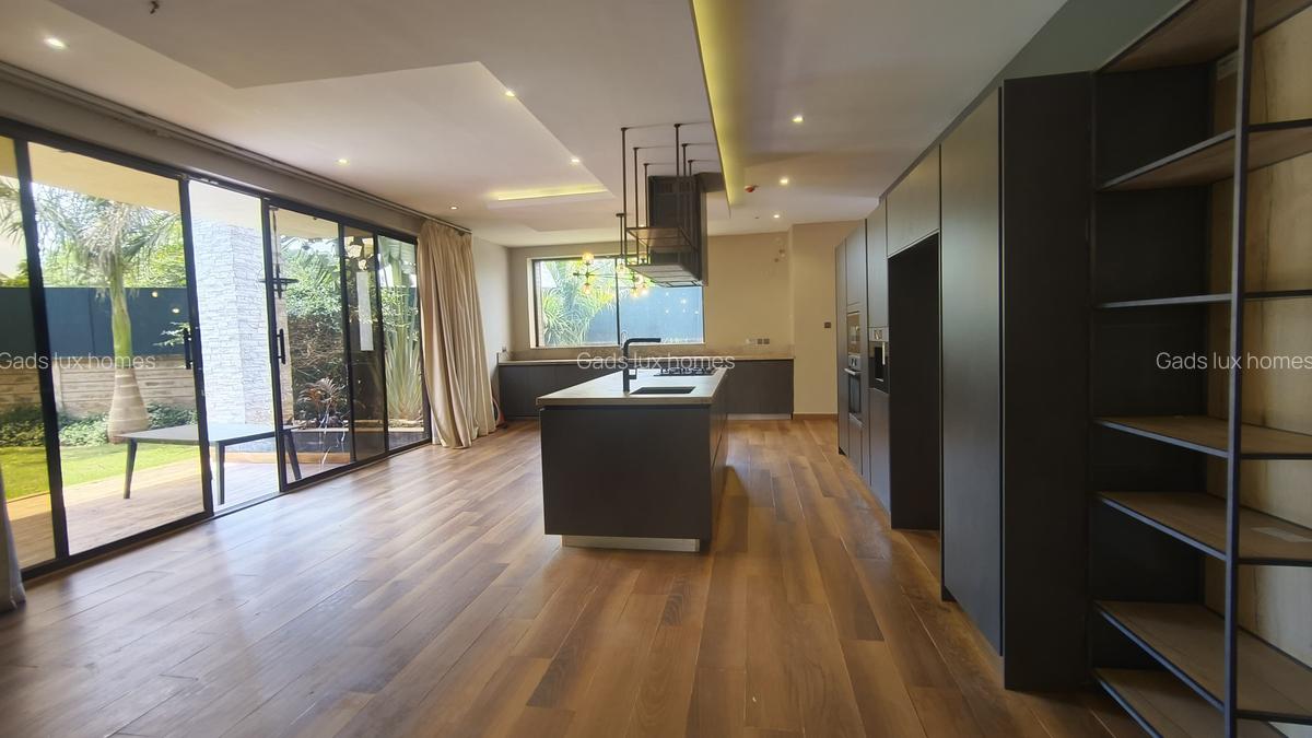 5 Bed Villa with En Suite at Runda - 6