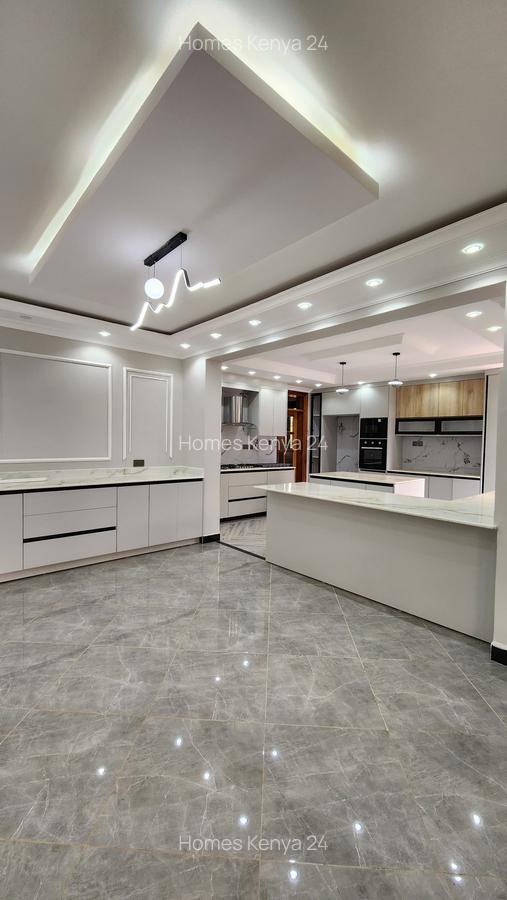 5 Bed House in Runda - 8