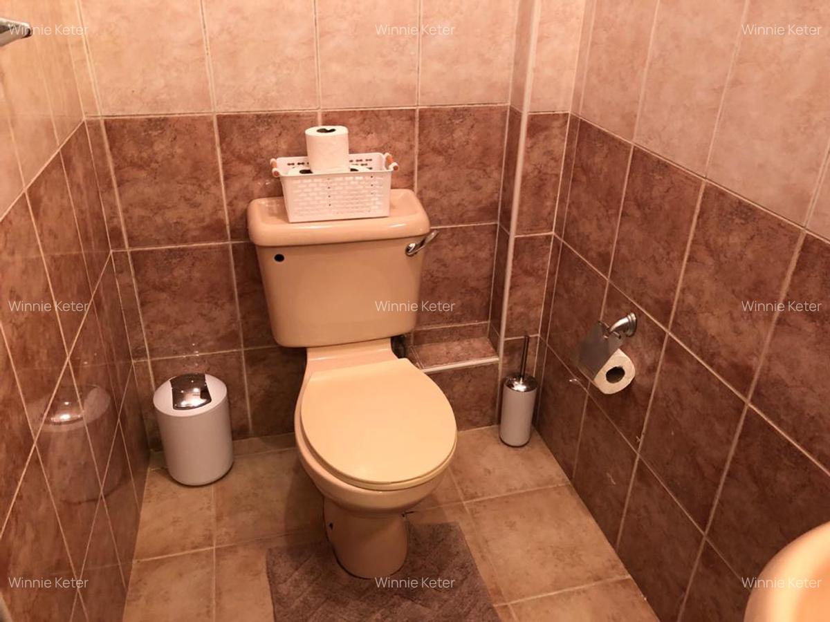 Furnished 3 Bed Apartment with En Suite at Brookside Drive - 12