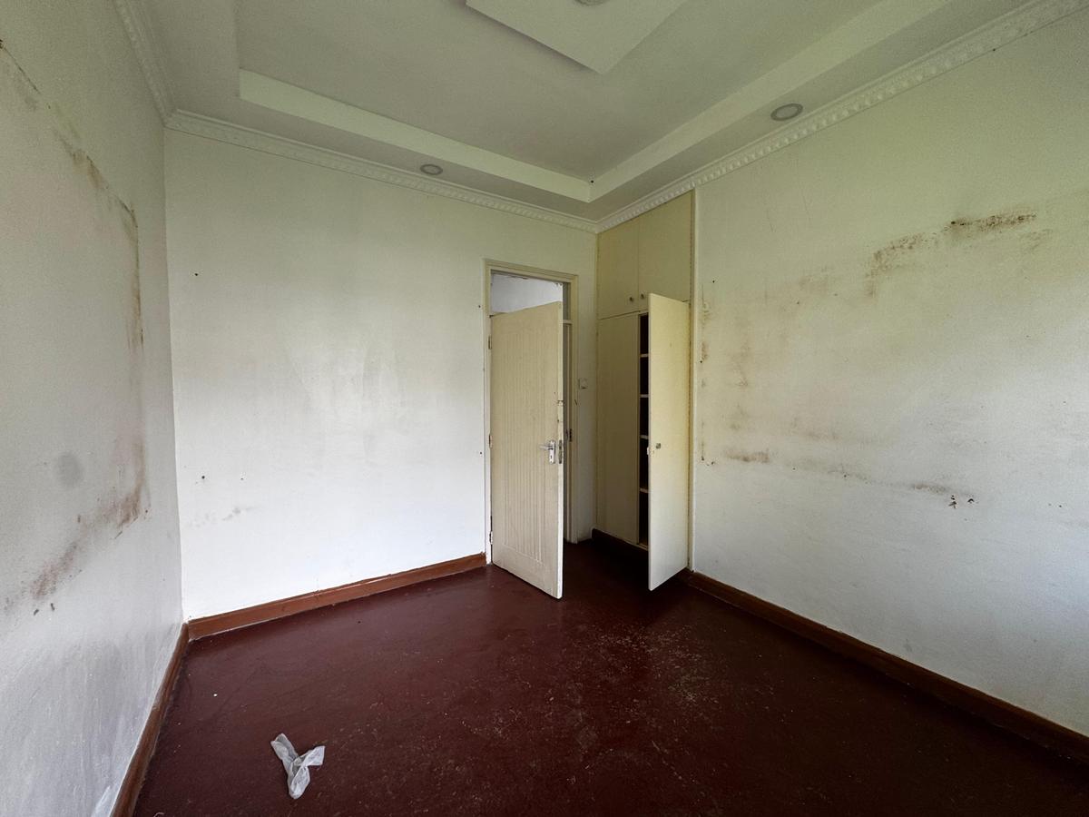 1 ac Commercial Property with Parking in Riverside - 19