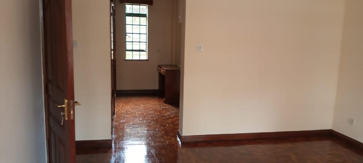 3 Bed Apartment with En Suite at Rhapta Road - 8