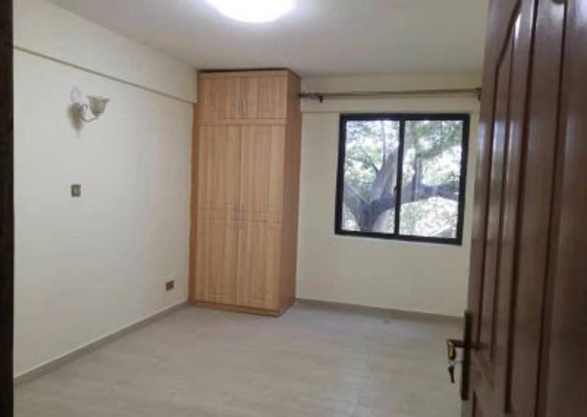 Serviced 2 Bed Apartment with En Suite at Gatundu Road - 5