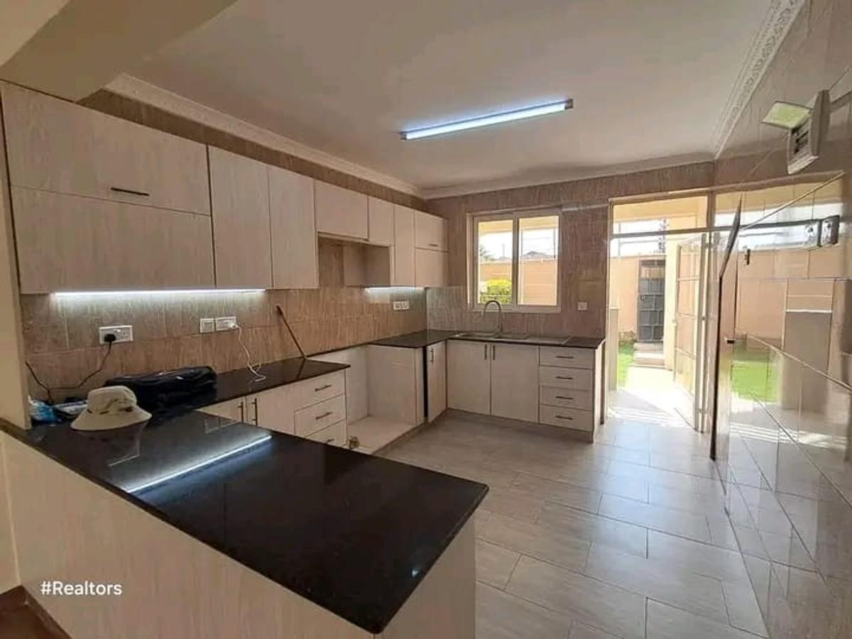 4 Bed Villa with En Suite in Syokimau - 6