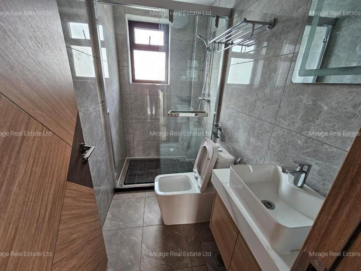 2 Bed Apartment with En Suite in Riverside - 12