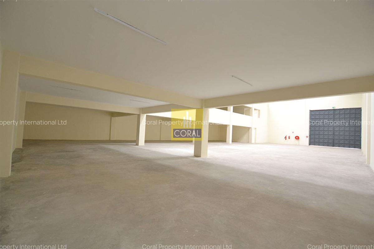 Warehouse with Service Charge Included in Ruaraka - 3