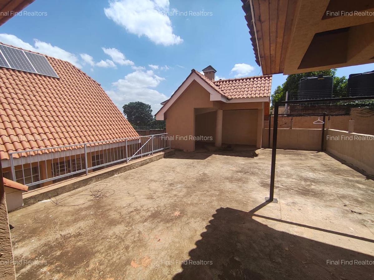 10 Bed House with Staff Quarters in Runda - 3